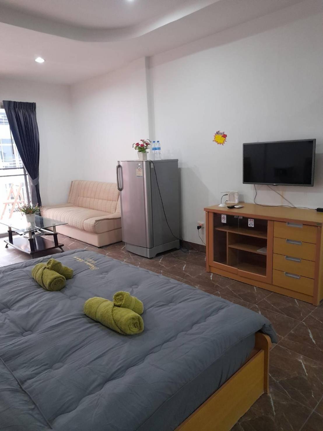Apartamento White House By Sorot ตึกขาวโดยโสรฬ Jomtien Exterior foto