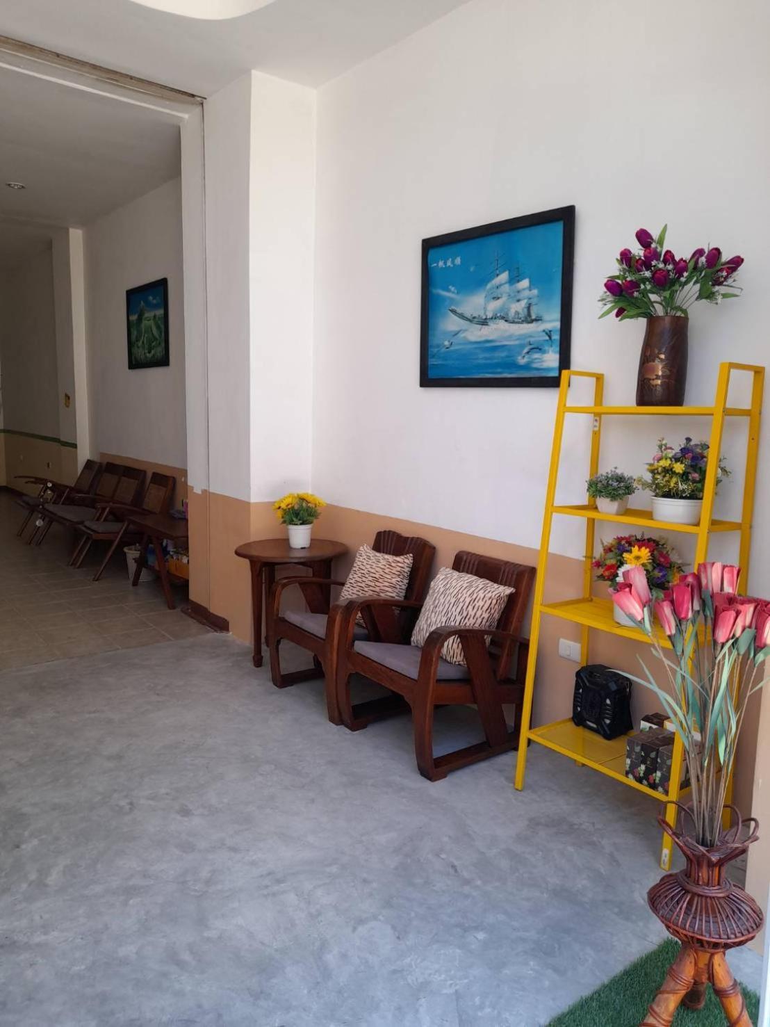Apartamento White House By Sorot ตึกขาวโดยโสรฬ Jomtien Exterior foto