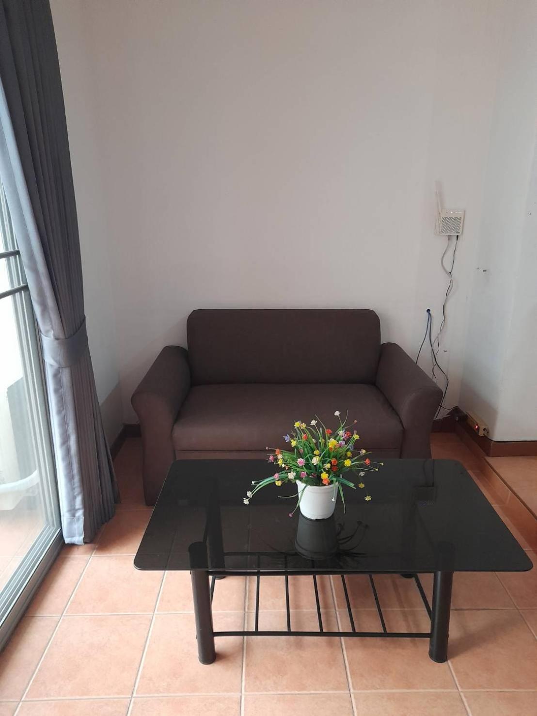 Apartamento White House By Sorot ตึกขาวโดยโสรฬ Jomtien Exterior foto